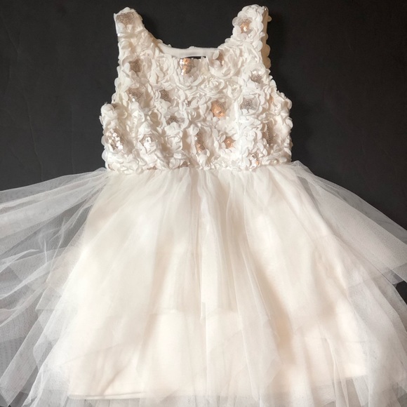 Girls dress - Picture 1 of 2